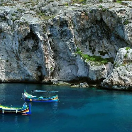 Apartment Seafront Penthouse With Terrace In Xlendi, Gozo Xlendi